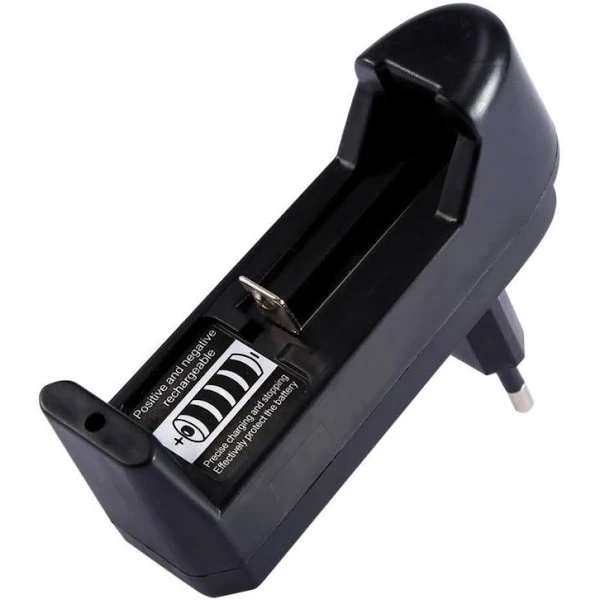 Carregador Simples LPJ-A01 P/ Bateria 18650